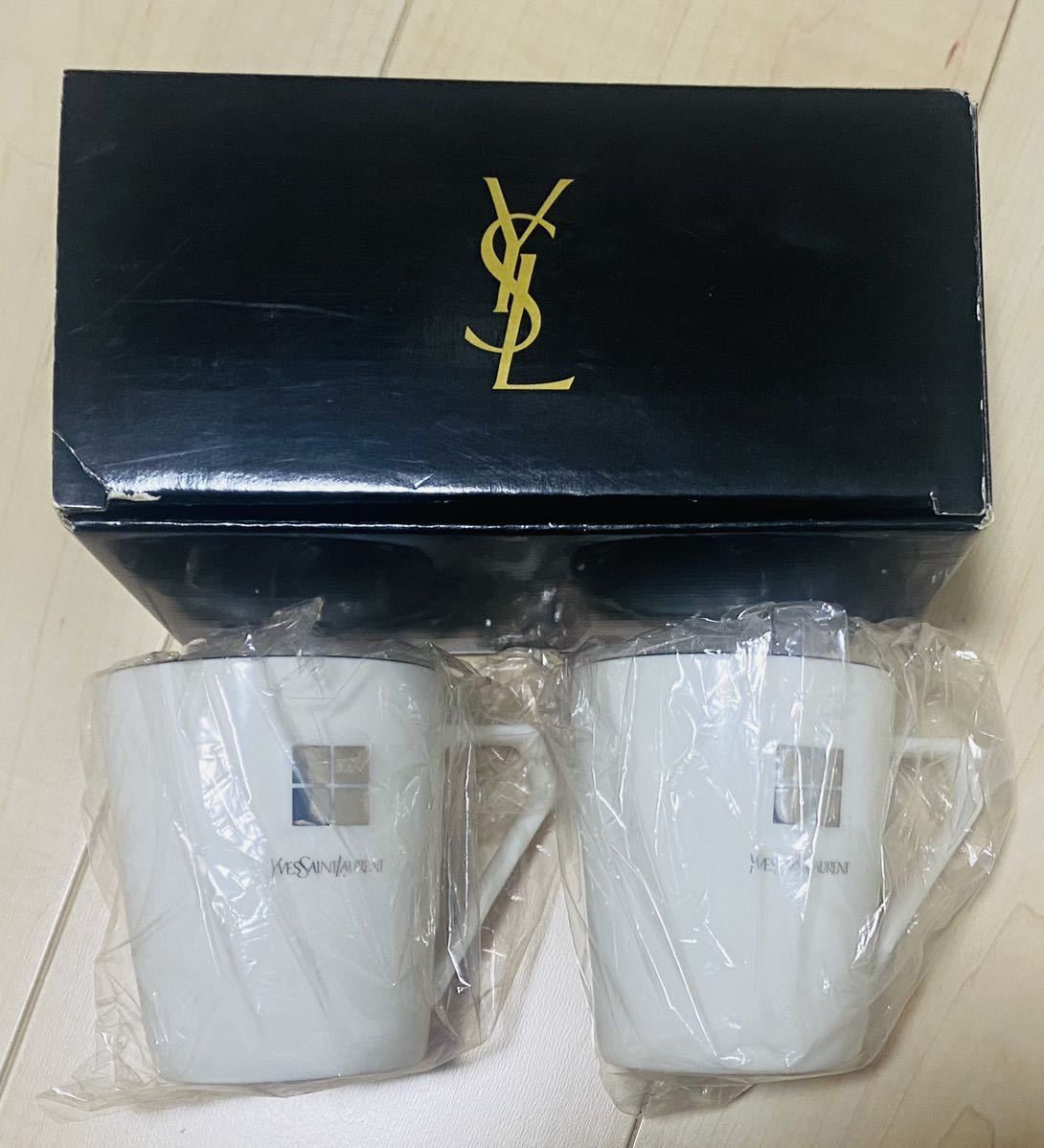 ★YVES SAINT LAURENT★イブサンローラン★  ★ペアマグセットYB-6610★の画像1