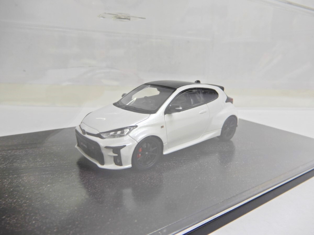 071Z741★【中古 美品】spark/スパーク 1/43 TOYOTA GR ヤリス 1st Edition ホワイトパール ミニカートヨタ_画像3