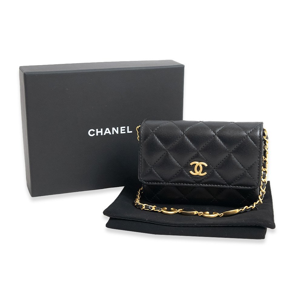 （新品・未使用品）シャネル CHANEL ミニ チェーン クラッチ ショルダーバッグ ラムスキン レザー ブラック 黒 ゴールド金具 AP3036 箱付_画像2