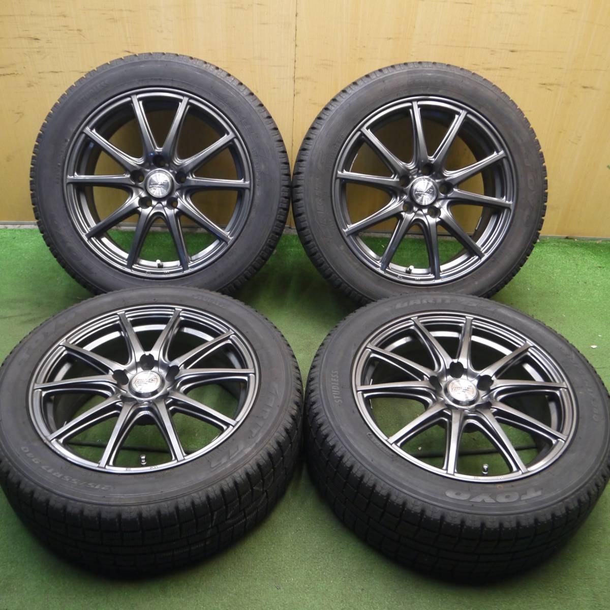 *送料無料*バリ溝！キレイ！ほぼ10分★スタッドレス 215/55R17 トーヨー ガリット G5 FINAL SPEED MiD 17インチ PCD114.3/5H★4012906Hス_画像1