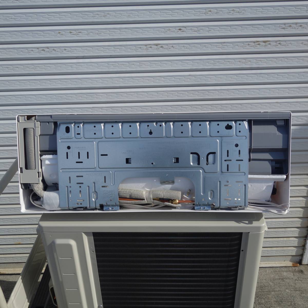 美品！23年製☆ダイキン ルーム エアコン F223ATES-W S223ATES-W R223AES 6畳程度 DAIKIN☆の画像4