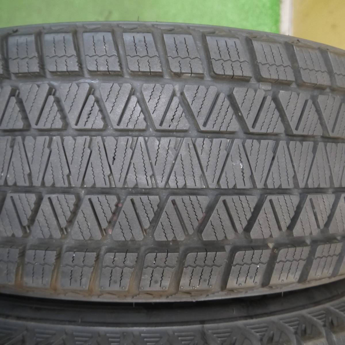 [送料無料]バリ溝！19年！キレイ！9.5分★スタッドレス 225/65R17 ブリヂストン ブリザック DM-V3 NIRVANA NV PCD114.3/5H★3112503KAス_画像7