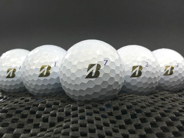 [B1C-10C] BRIDGESTONE TOUR B XS 2022年モデル パールホワイト 20球 ブリヂストン ロストボールの画像1