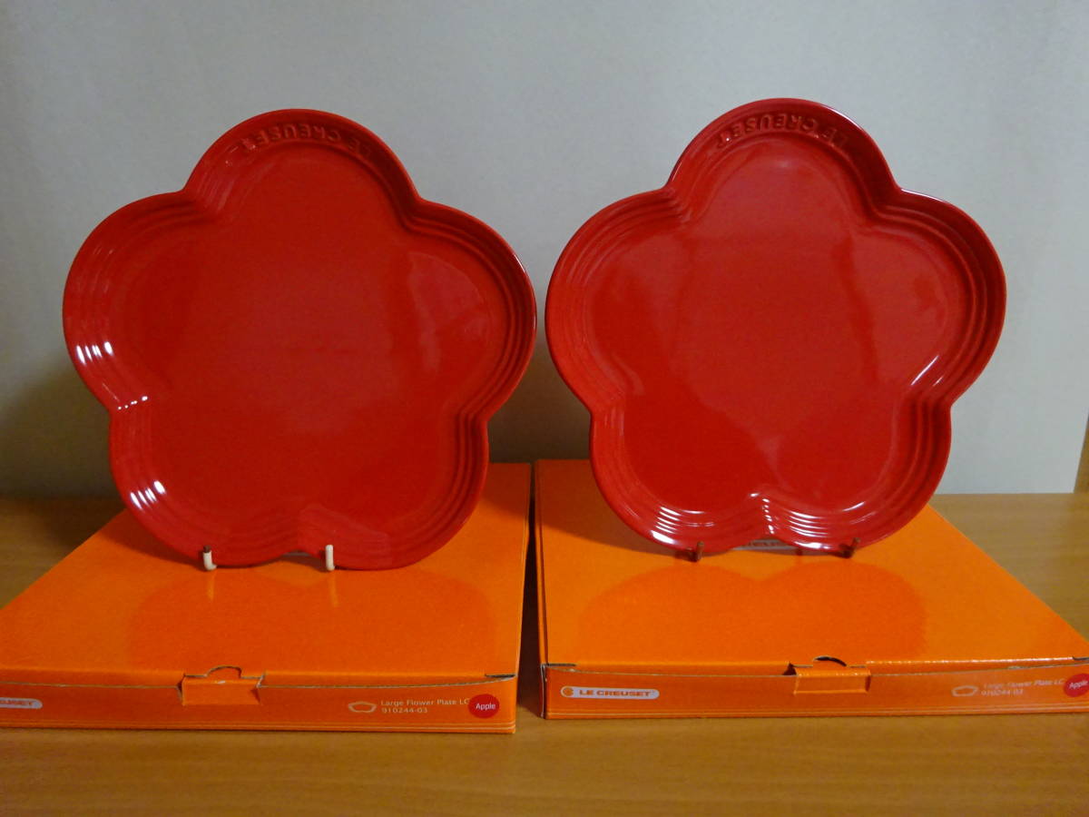 ルクルーゼ Le Creuset『Large Flower Plate Round Plate(Apple)』2点ペア箱入 フラワー/フルール アップルレッド プレート 大size_画像1