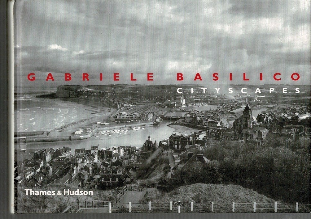 RI224KI「Gabriele Basilico: Cityscapes」Hardcover c1999 by Alvaro Siza (Author) 英語、写真集、398ページ _画像1