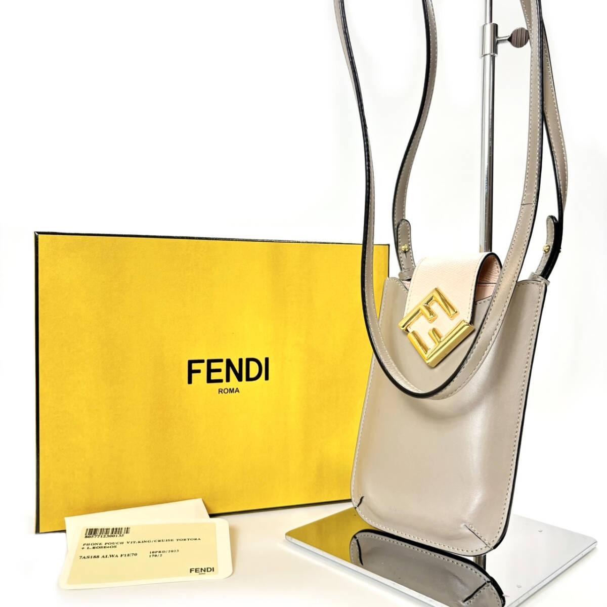 FENDI フェンディ FFダイヤモンド フォンポーチ スマホホルダー 携帯ケース ショルダーバッグ レザー グレー/ピンク 7AS188_画像1