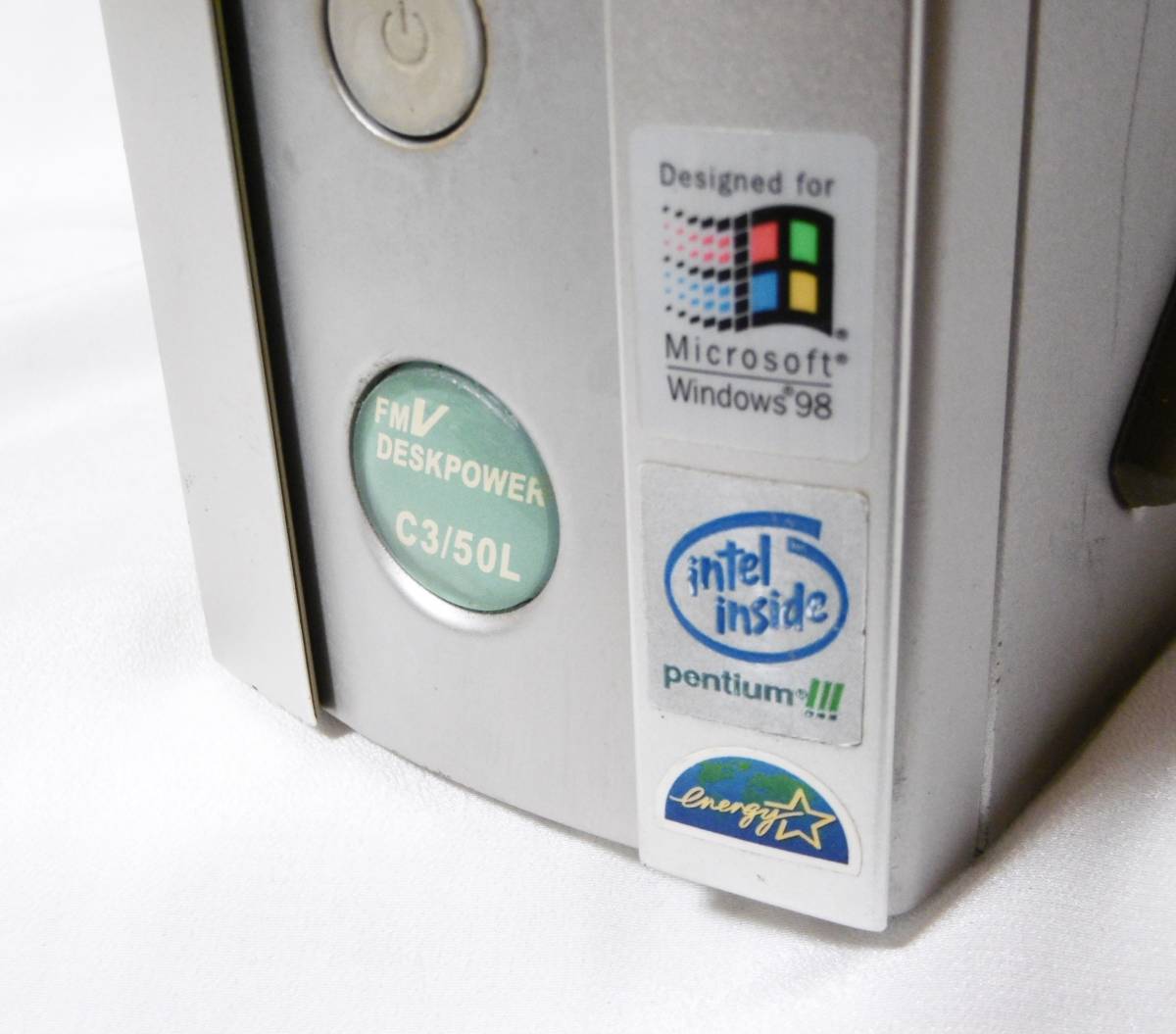 OS Windows 98 SE ◆◇◆ 富士通 コンパクトモデルPC ◆◇◆ FMV DESKPOWER C3/50L ◆◇◆ PentiumIII 500MHz チップセット Intel810Eの画像3