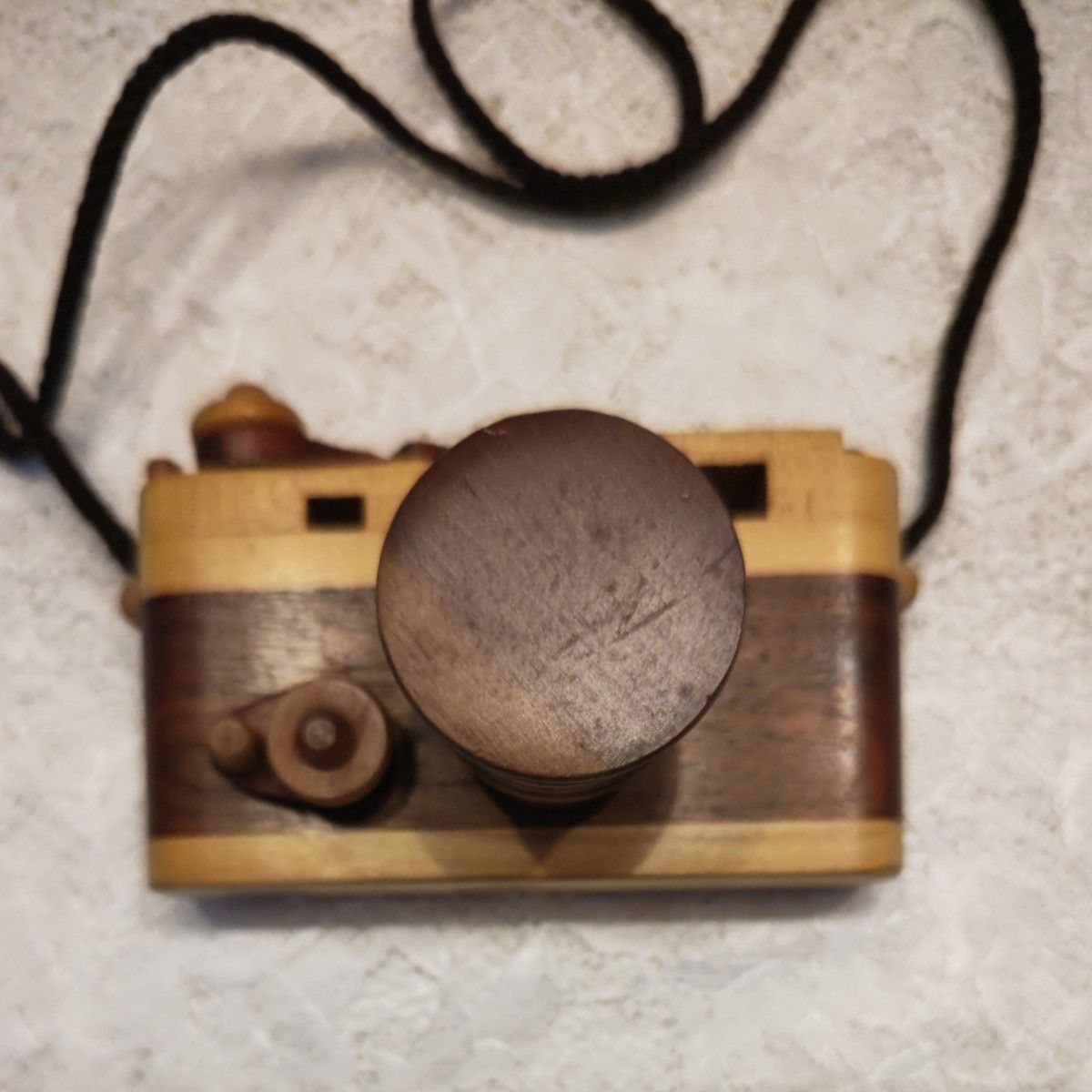 木製　トイカメラ