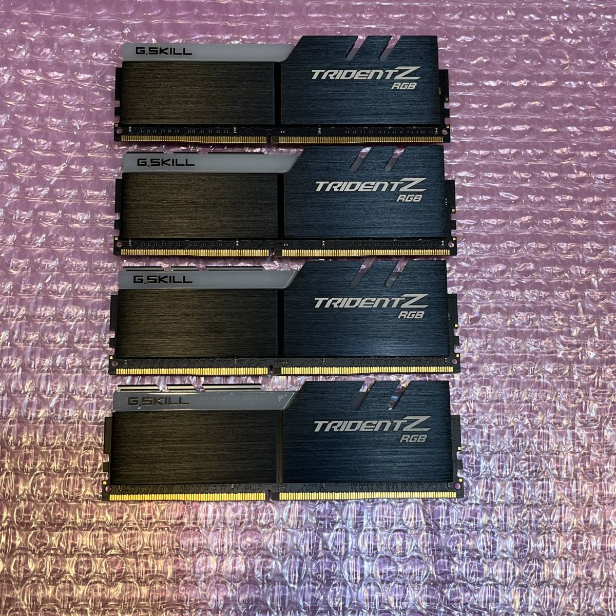 G.SKILL DDR4-3200 CL16 16GBx4 64GB TRIDENT Z RGB PC4-25600 F4-3200C16D-32GTZRX 2セット GSKILL_画像2