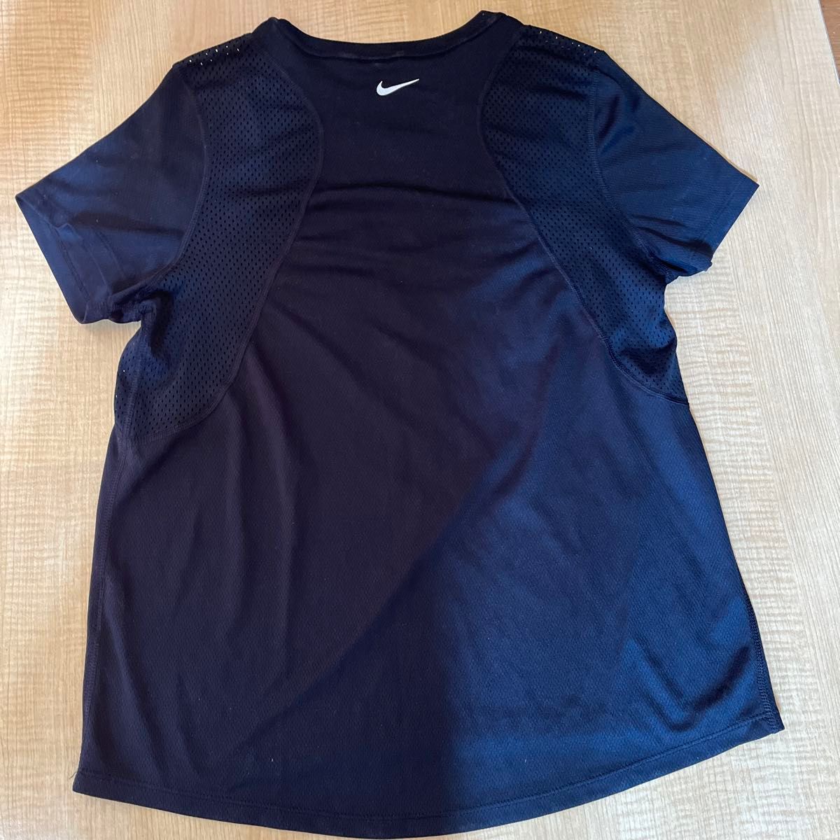 NIKEランニングTシャツ　トレーニング　Lサイズ