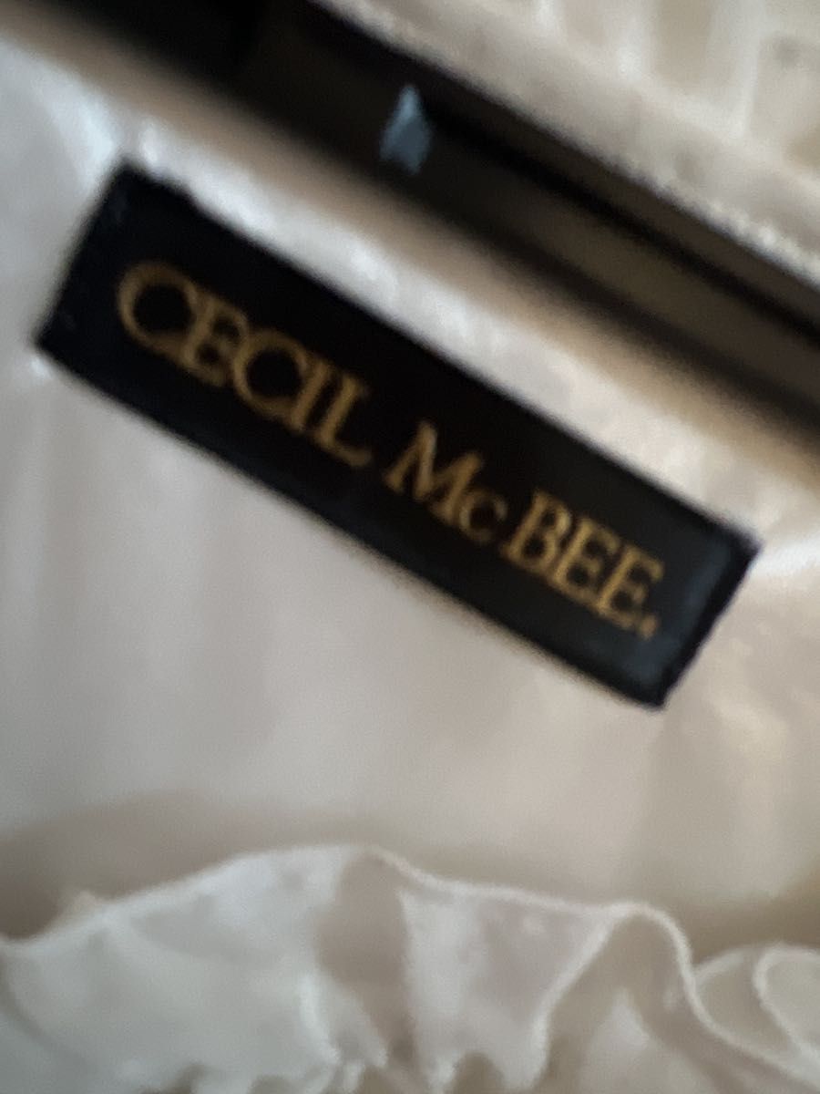 CECIL Mc BEE セシルマクビー レディース 春夏服 ブラウス大人可愛い カットソー 半袖 フリル トップス ブランド