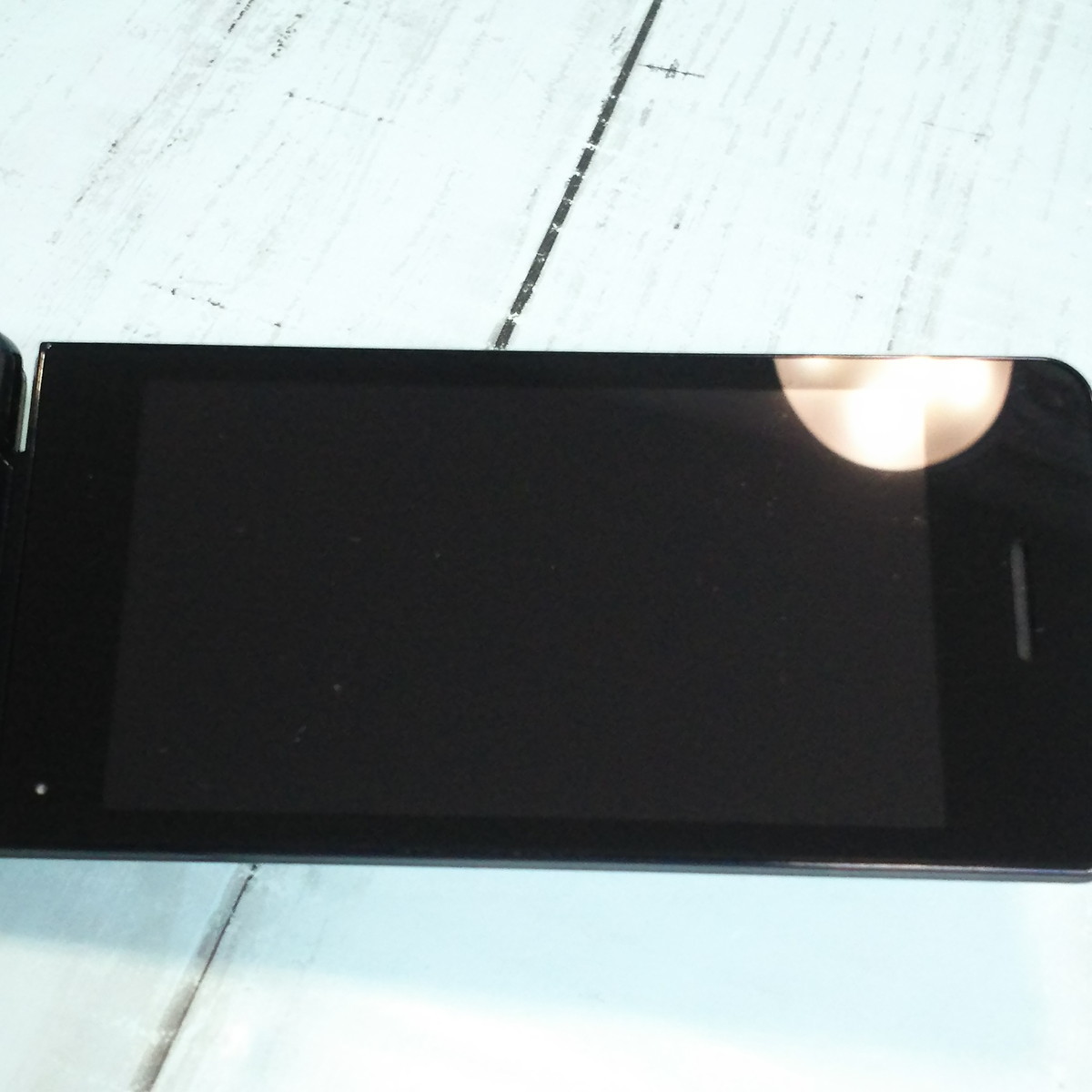 docomo SH-02L AQUOS SHARP cellular phone black body White ROM SIM lock released .SIM free 106966
