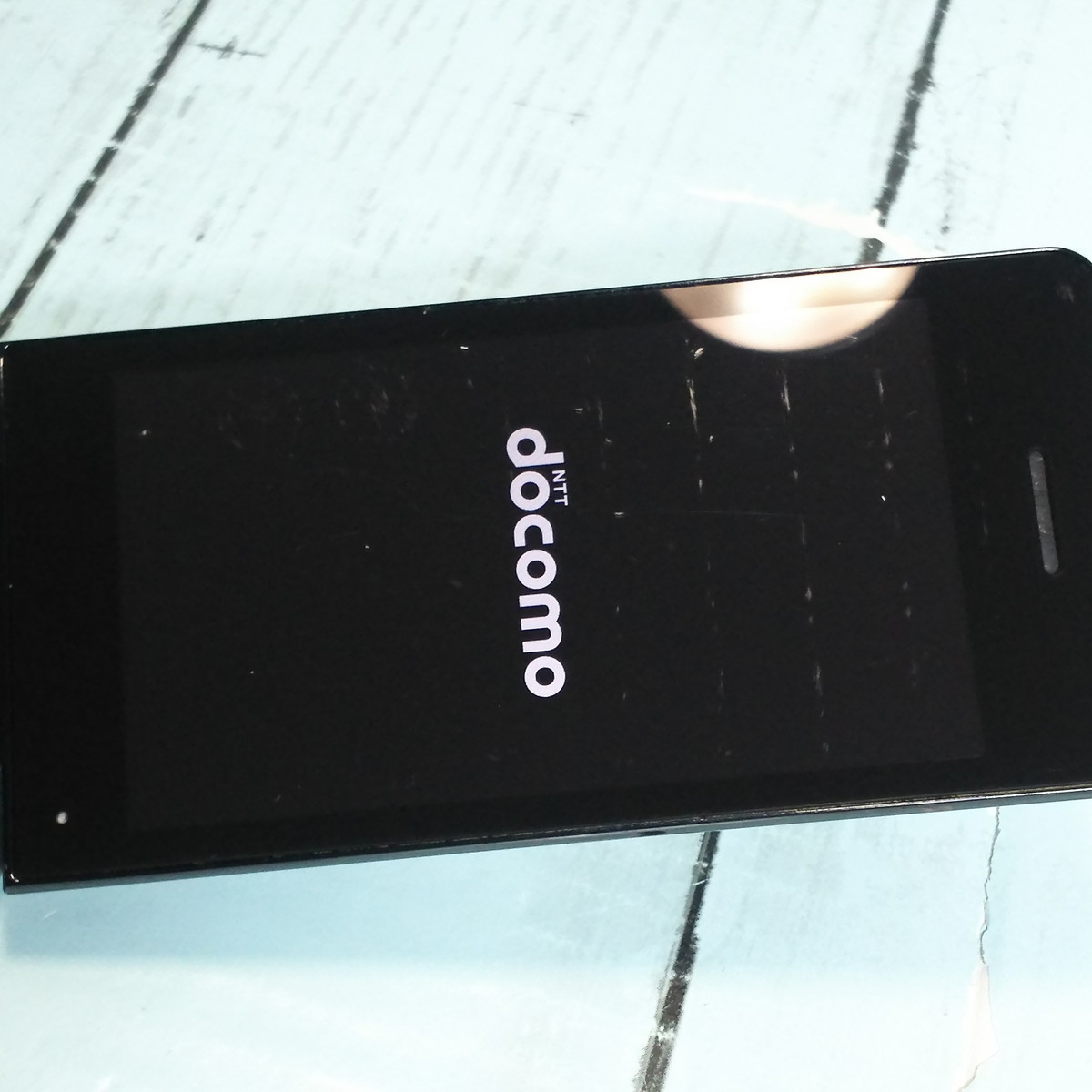 docomo SH-02L AQUOS SHARP cellular phone black body White ROM SIM lock released .SIM free 190227