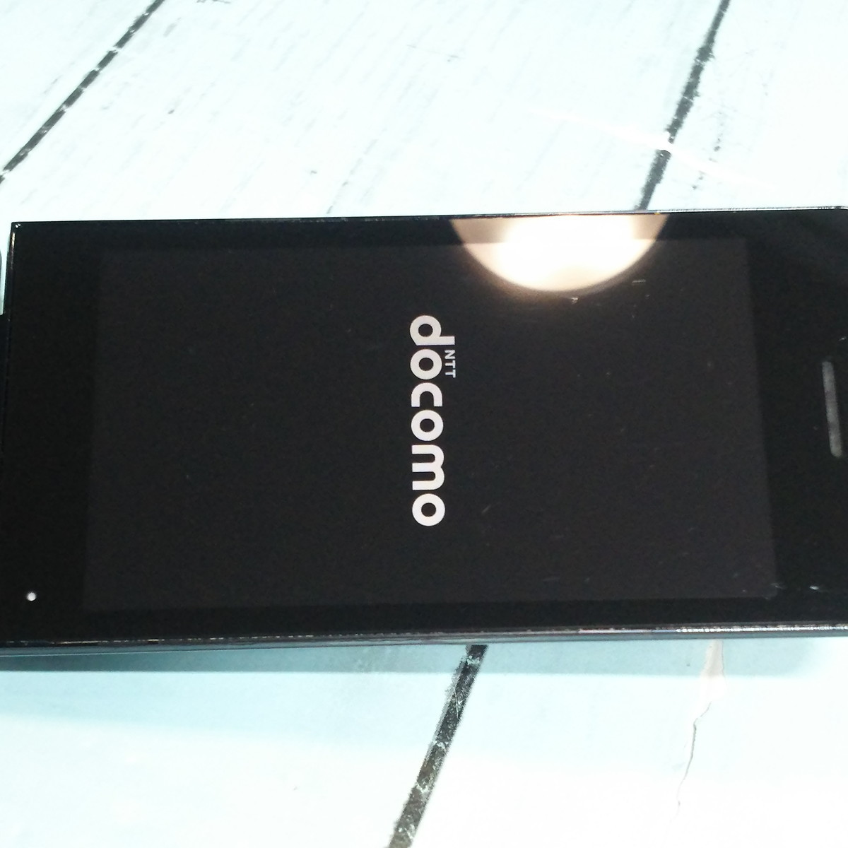 docomo SH-02L AQUOS SHARP cellular phone black body White ROM SIM lock released .SIM free 097931