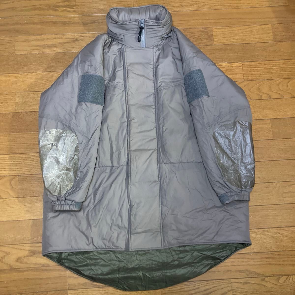 美品 36 カーキ N HOOLYWOOD ワイルドシングス モンスター 美品 36 カーキ N HOOLYWOOD ワイルドシングス モンスター