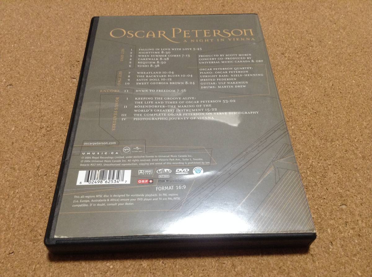 DVD/ Oscar * Peter sonOSCAR PETERSON / we n. night A NIGHT IN VIENNA