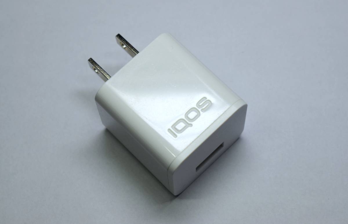 IQOS純正 急速充電器 S21A25 5V2A＋充電用USB ケーブル 1m 白＋変換アダプター（ MicroUSB- Type-C）_画像3