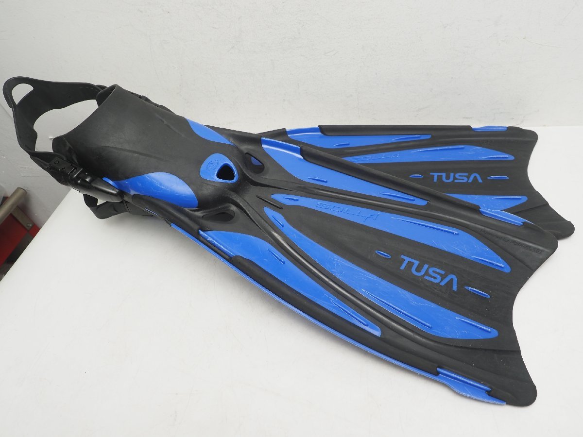 USED TUSA ツサ SOLLA ソラ ストラップ式フィン サイズ:M(26-28cm) ランク:AA スキューバダイビング用品[Z57795]_画像1