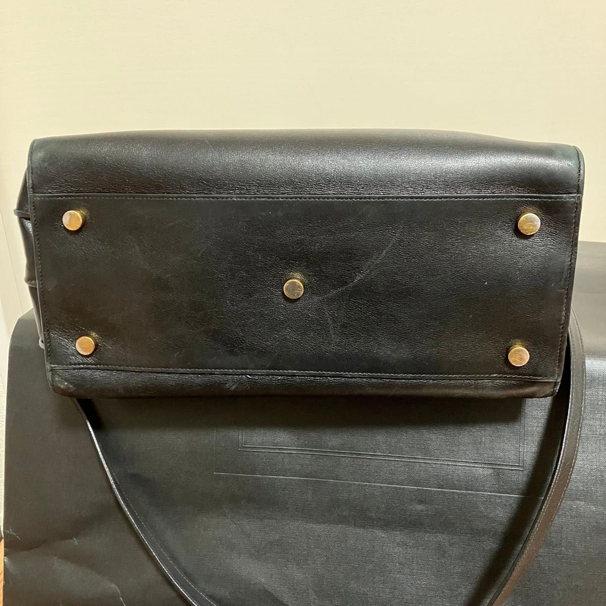 サンローランパリ　ブラックサックドジュール　スモール　黒　直営店購入正規品 ハンドバッグ SAINT LAURENT ハンドバッグ