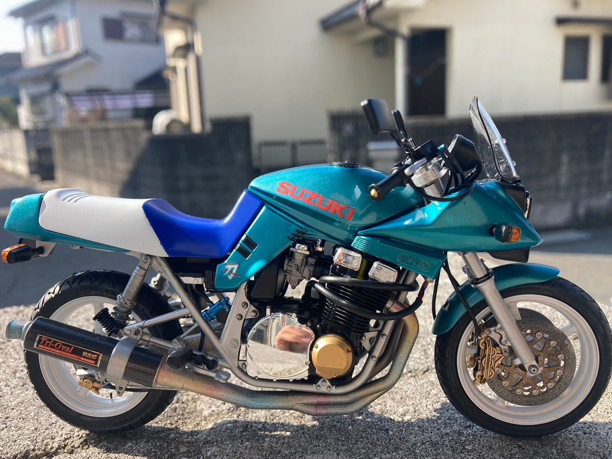 Yahoo!オークション - 1/12 タミヤ キリンコミック GSX1100S 刀 Yahoo!オークション - 1/12 タミヤ キリンコミック GSX1100S 刀