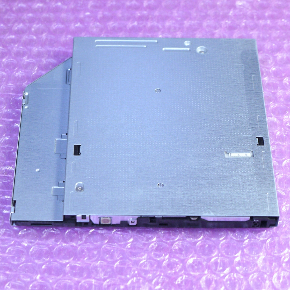 日立LG BU40N 内蔵ブルーレイドライブ SATA スリム 9.5mm厚 (4K UHD Blue-ray対応)_画像4