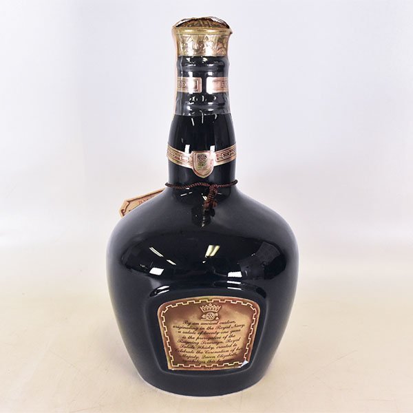 1円～★ロイヤル サルート 21年 青 陶器ボトル ＊巾着袋付 ※ 700ml/1,334g 40% スコッチ ROYAL SALUTE B180451_画像8