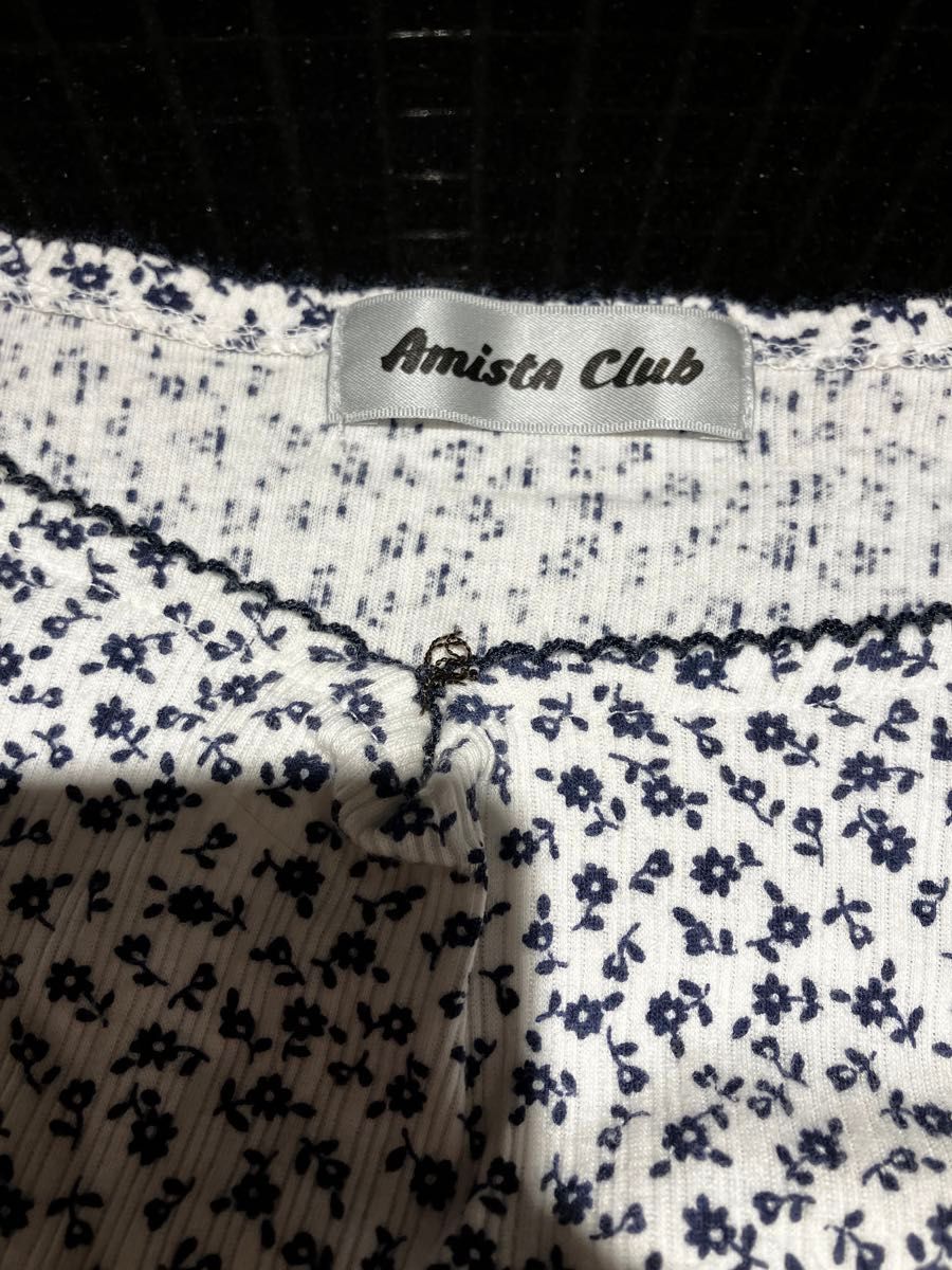 【日本製】Amista Club 白地に青色花柄模様　ミッキーマウスタグ　8分丈袖ルームウェア（同柄収納袋付）