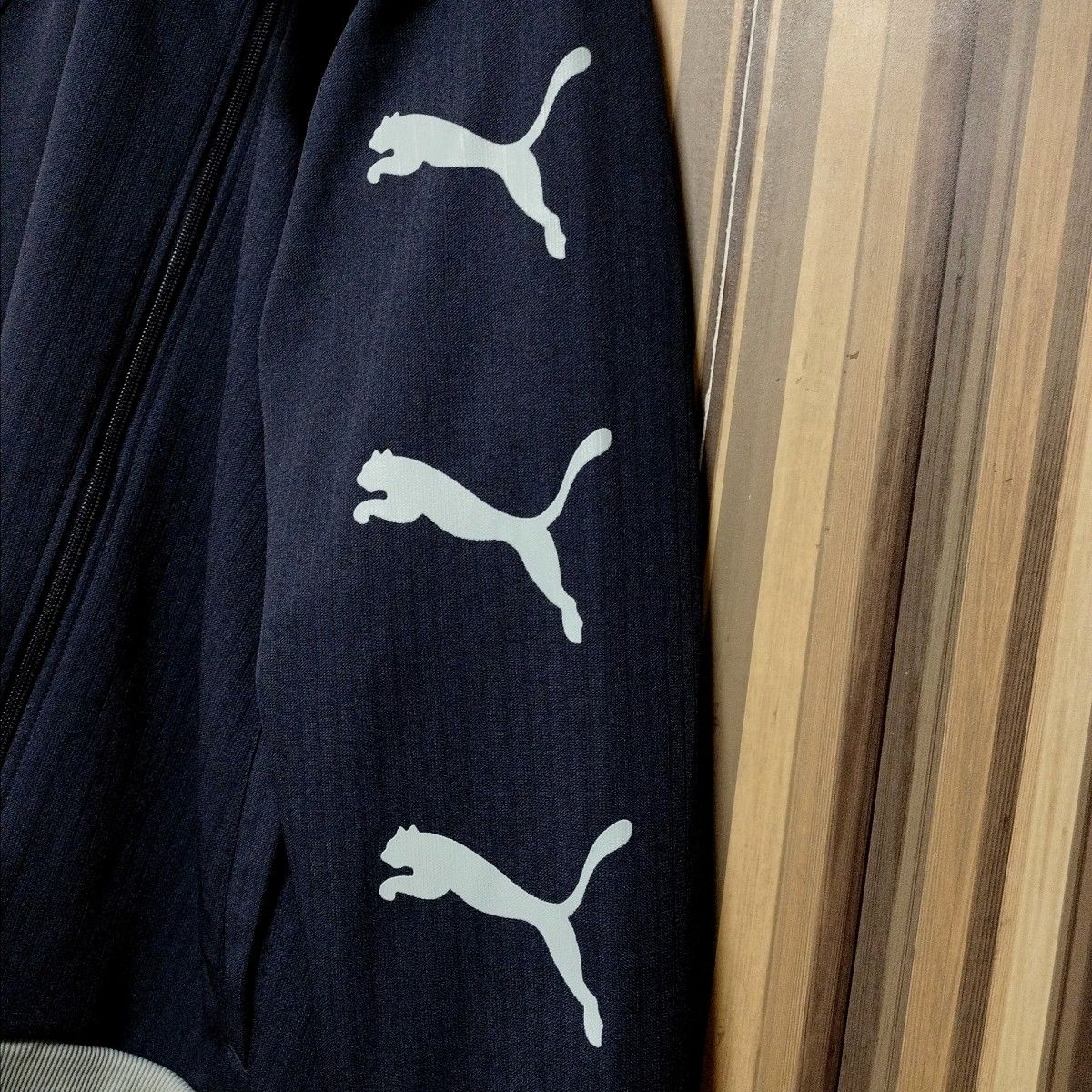 【PUMA】プーマ 刺繍ロゴ 袖プリント ハイネック トラックジャケット L