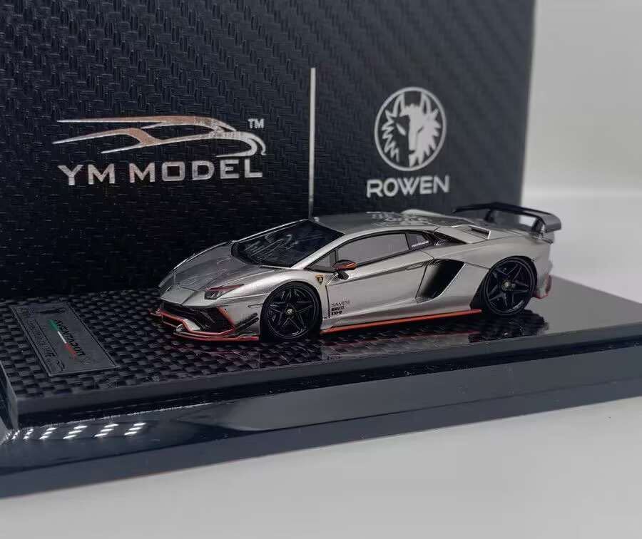 1/64 YM MODEL Advance Edition Rowen ランボルギーニ アヴェンタドール Aventador s シルバー＆レッド_画像3