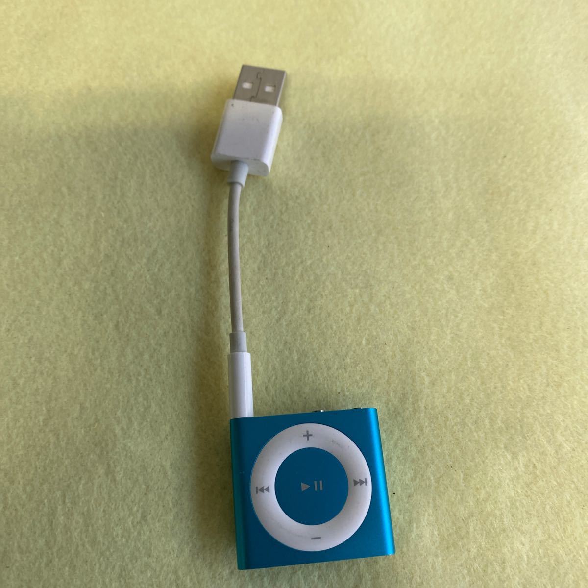 アップル Apple iPod shuffle 2GB ブルー MD775J/A_画像1