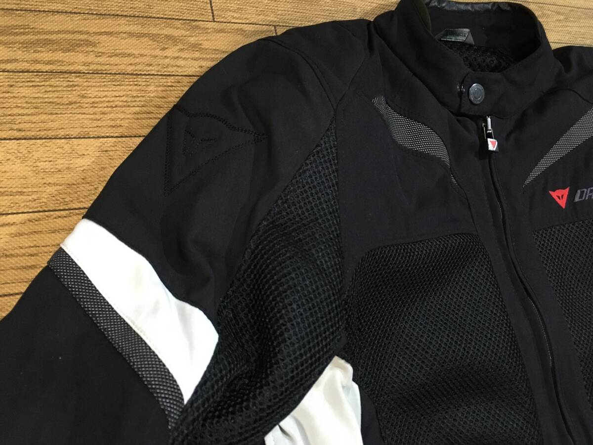 DAINESE AIR-3 ナイロンメッシュライディングJKT Lサイズ(表記EU/50）身長168-172cm 肩/肘パッド付き_画像4