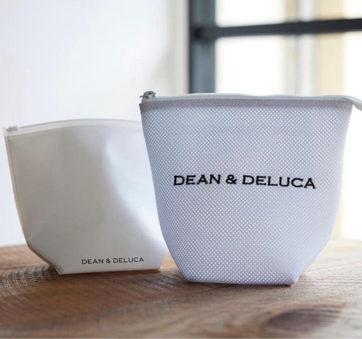 新品未開封正規品 DEAN&DELUCA クッションバッグインバッグ　ホワイト Sサイズ