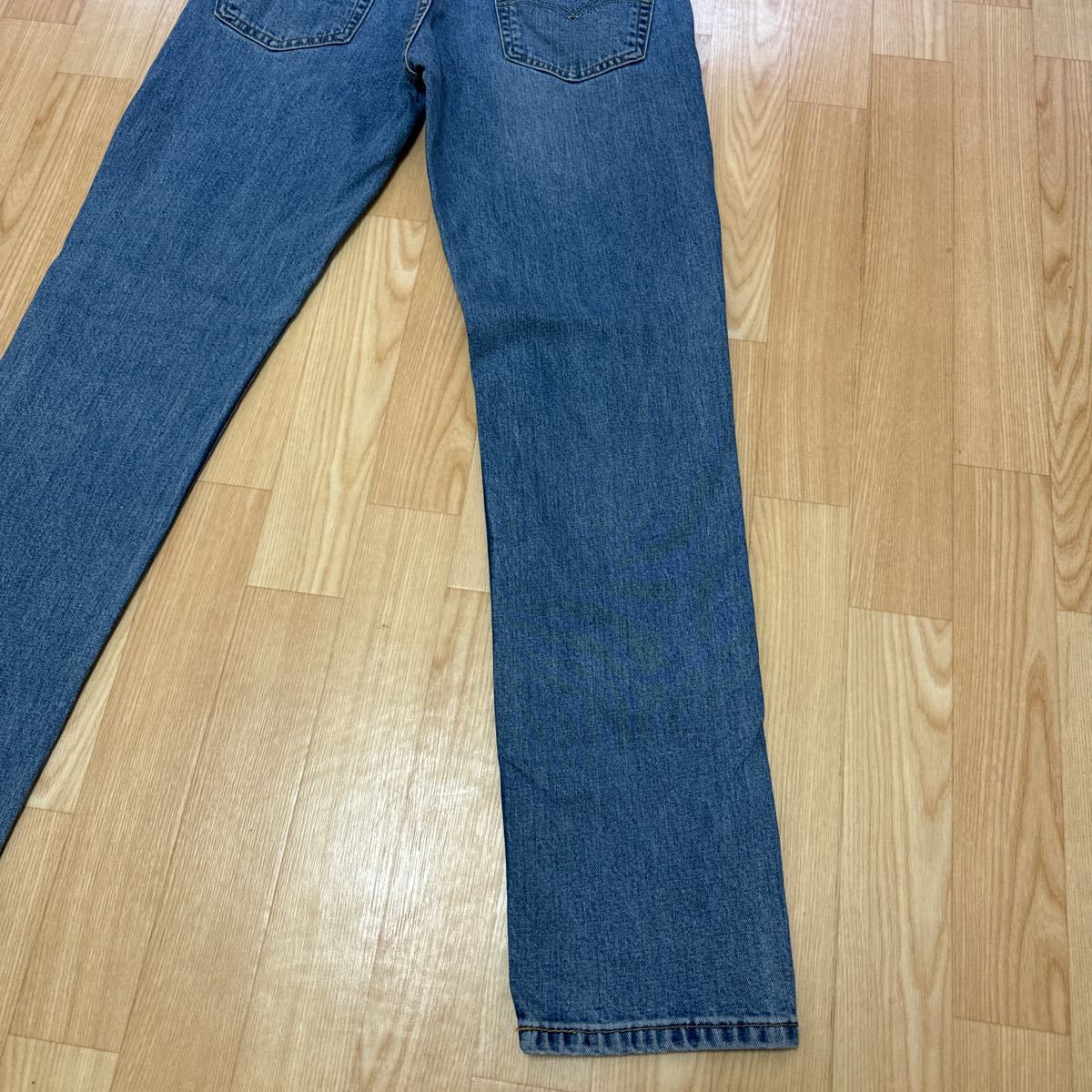 Levi's ☆即決☆ スキニー 511 W31 (80cm) L32 (81cm) リーバイス 管理番号Eー60240501517_画像8