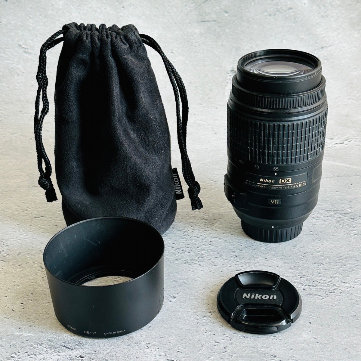 ニコン Nikon AF-S 55-300mm f4.5-5.6 VR_画像1