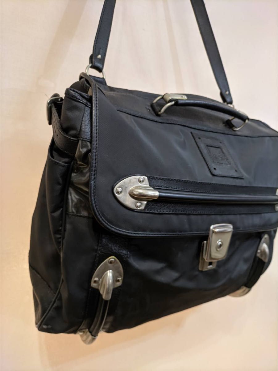 PIERO GUIDI ピエログイディ リネアボールド ショルダー バッグ PIERO GUIDI ピエログイディ リネアボールド ショルダー バッグ