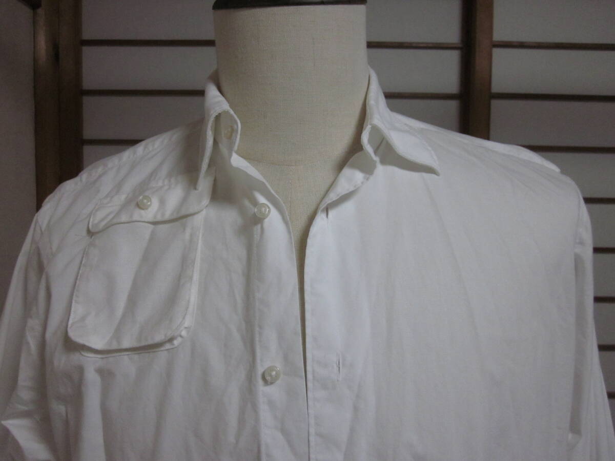 ☆☆☆【 4/15・大幅値下げ 】uhusentil ユーナスエンティル：デザインホワイトシャツ：MADE IN JAPAN：サイズ表示 M：送料無料_主にフロント部のデザイン