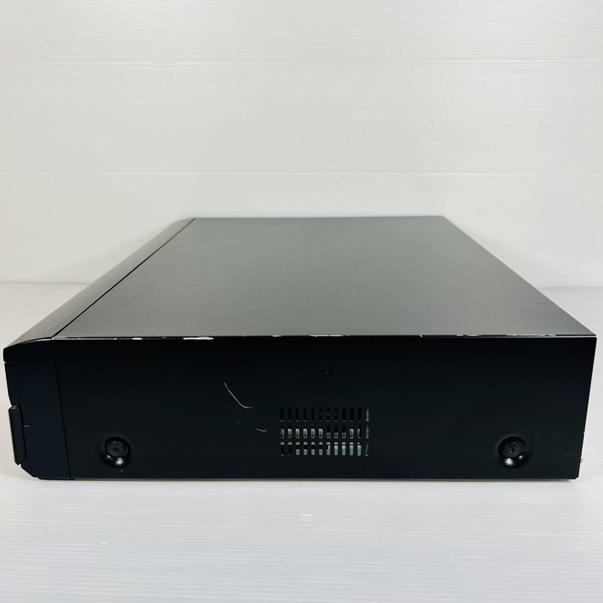 Panasonic DIGA DMR-BR670V Blu-ray複合VHS一体型レコーダー Panasonic DIGA DMR-BR670V Blu-ray複合VHS一体型レコーダー