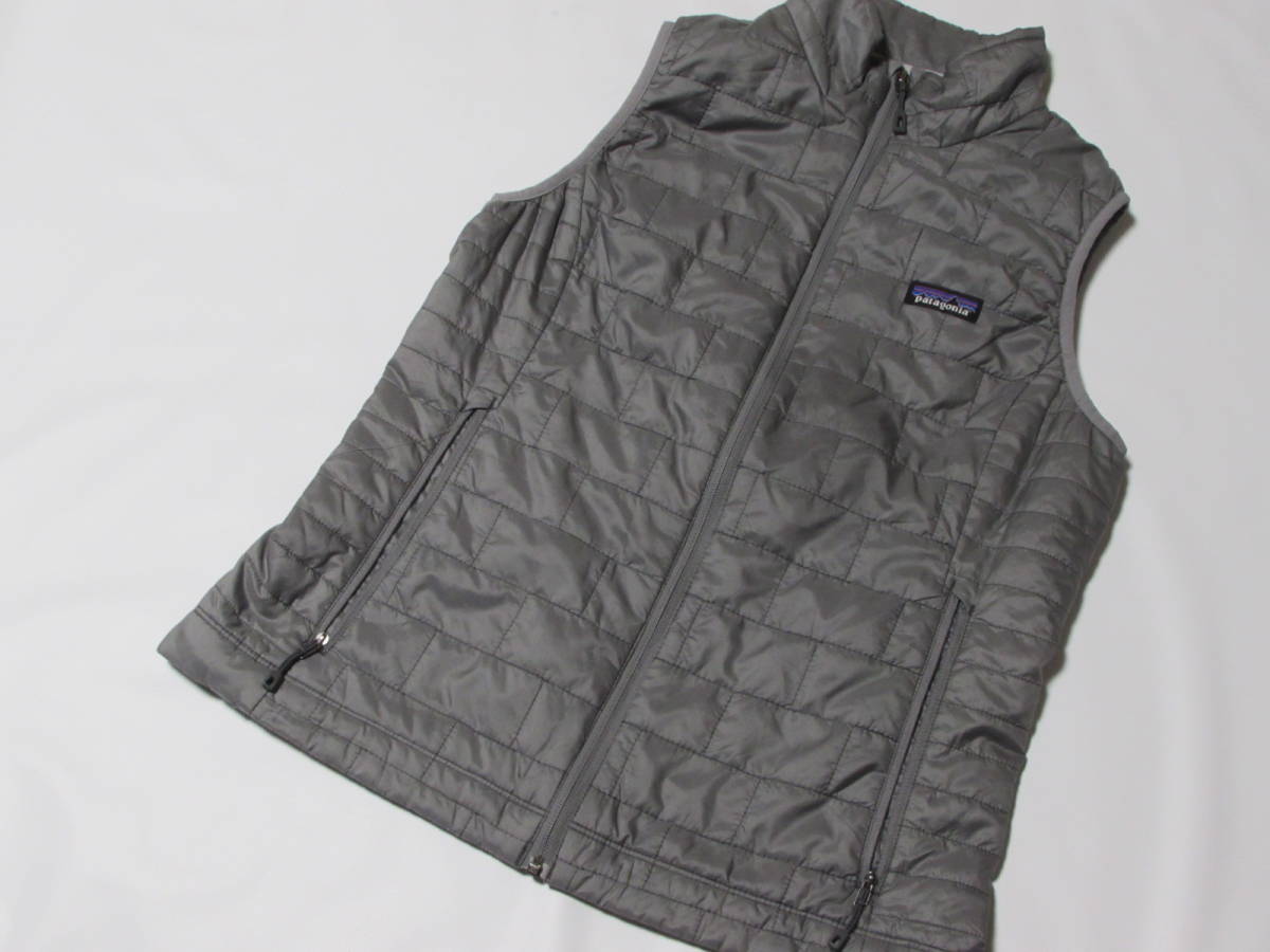 美品 W's/M Patagonia パタゴニア ダウンベスト ナノパフ ベスト PRIMALOFT 84246ベスト ライトグレー レディス M メンズ S インナーベスト_画像1