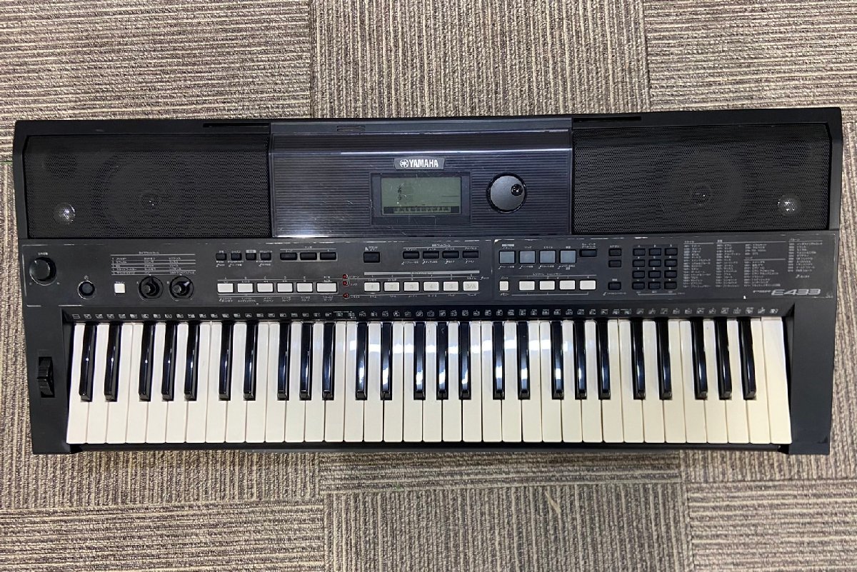 △9398　現状品　楽器　キーボード　YAMAHA PSR-E433　ヤマハ　譜面台付き_画像2