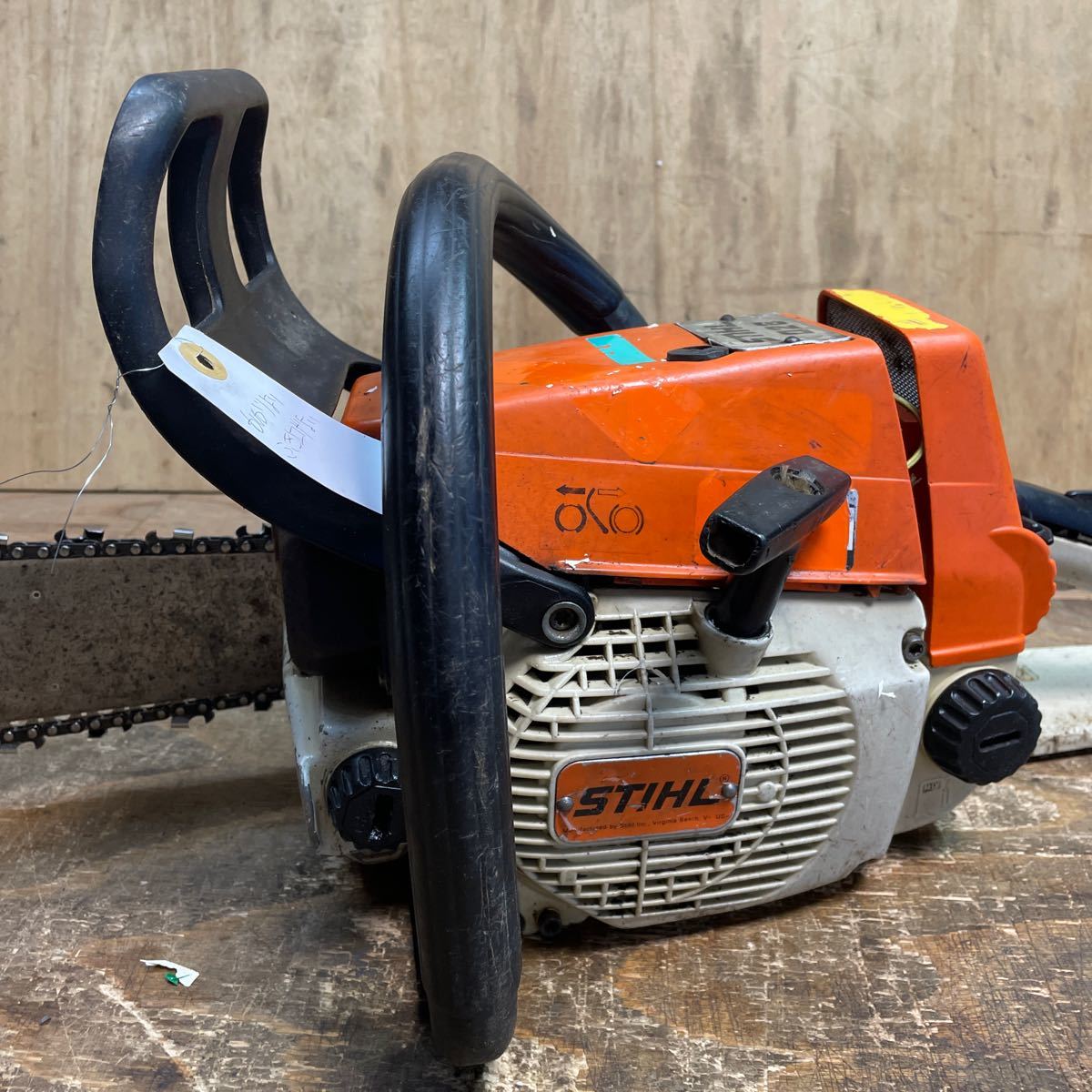 STIHL 026 エンジンチェーンソー エンジン　スタート、吹上げ良好です。　バー全長53cm 実働 スチール _画像4