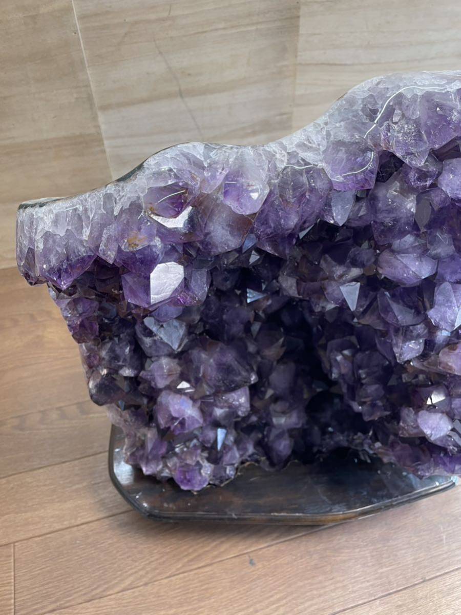 アメジスト 紫水晶 原石 31.4kg 高さ45cm 幅40cm 奥行き28cm 鑑賞石 置物 天然石 パワーストーン オブジェ 台座付_画像8