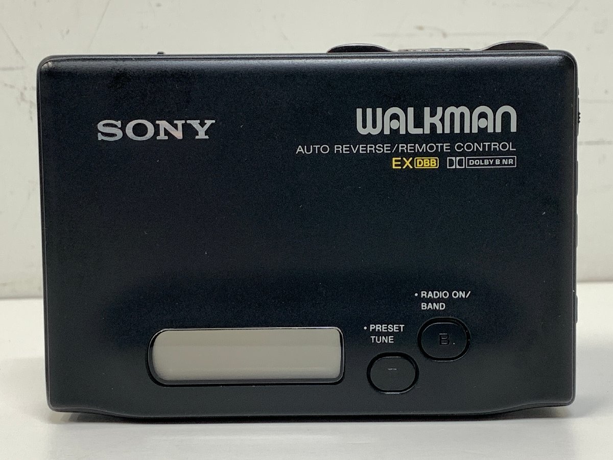 【ジャンク】SONY WM-FX85＜テープ再生不可＞元箱付き ソニー WALKMAN ウォークマン ラジオカセットプレーヤー MADE IN JAPAN □_画像2