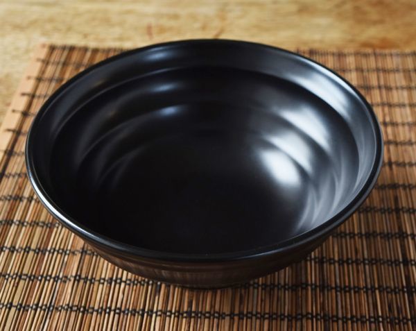 陶磁器 が映える 黒色【美濃焼き】黒陶 うず ラーメン 鉢 20.5ｃｍ  ラーメンどんぶり うどんにもの画像7