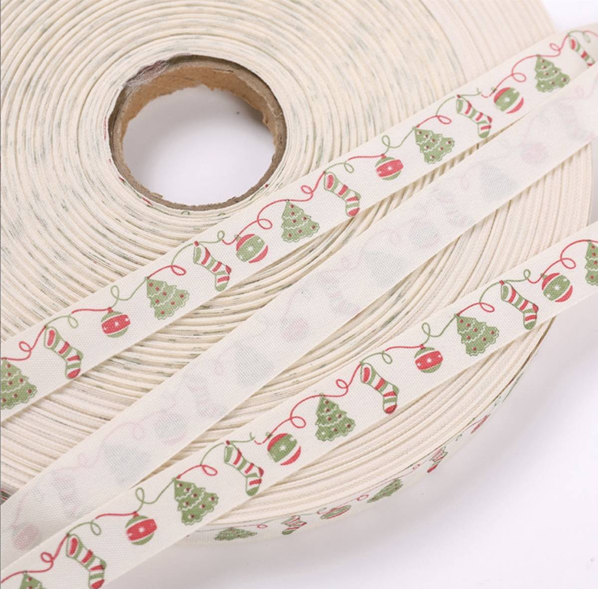 クリスマス風 綿テープ スタンプ タグ リボン 幅1.5cx100m/巻   DIY 手芸材料 生成りNo.10の画像1