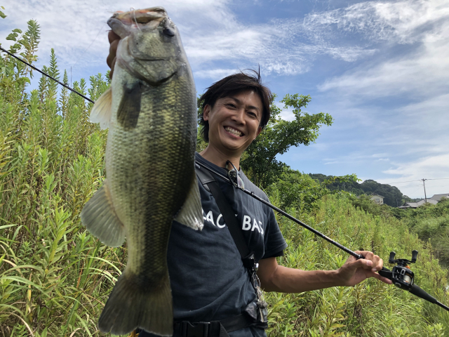 廃盤激レア 常吉 スティックシャッド 4インチ ソリッドブラックソルト 新品 村上晴彦氏爆釣ワーム 春のロクマル祭り 超希少ワームで独壇場の画像6