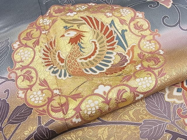 平和屋野田店■豪華色留袖　駒刺繍　鳳凰正倉院花唐草文　暈し染め　金彩　逸品　n-hj7996_画像6