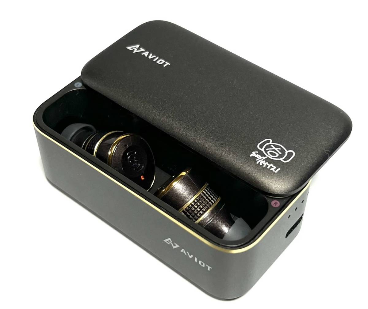 ☆送料無料 極美品 AVIOT ピヤホン5 ワイヤレスイヤホン TE-BD21j-ltdpnk bluetooth ケース付き