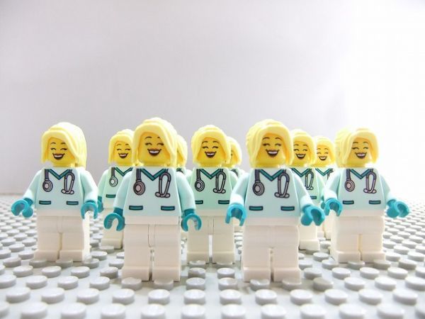 LL25　レゴ　ミニフィグ　医師・金髪・ポニーテールB　10個セット　新品未使用　LEGO社純正品_画像1