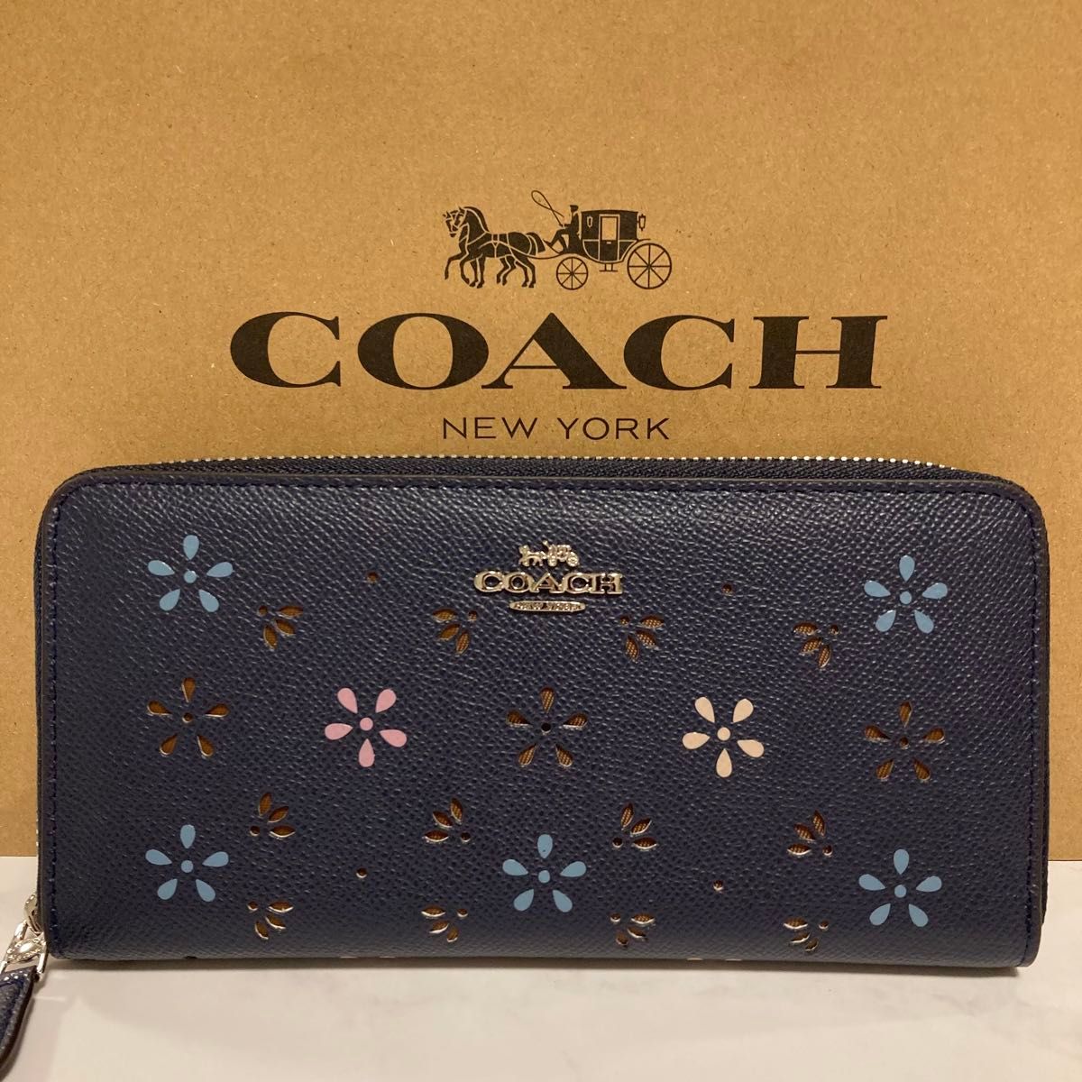 新品　COACH長財布　コーチ　長財布　レディース メンズ ネイビー ブラウン 花柄