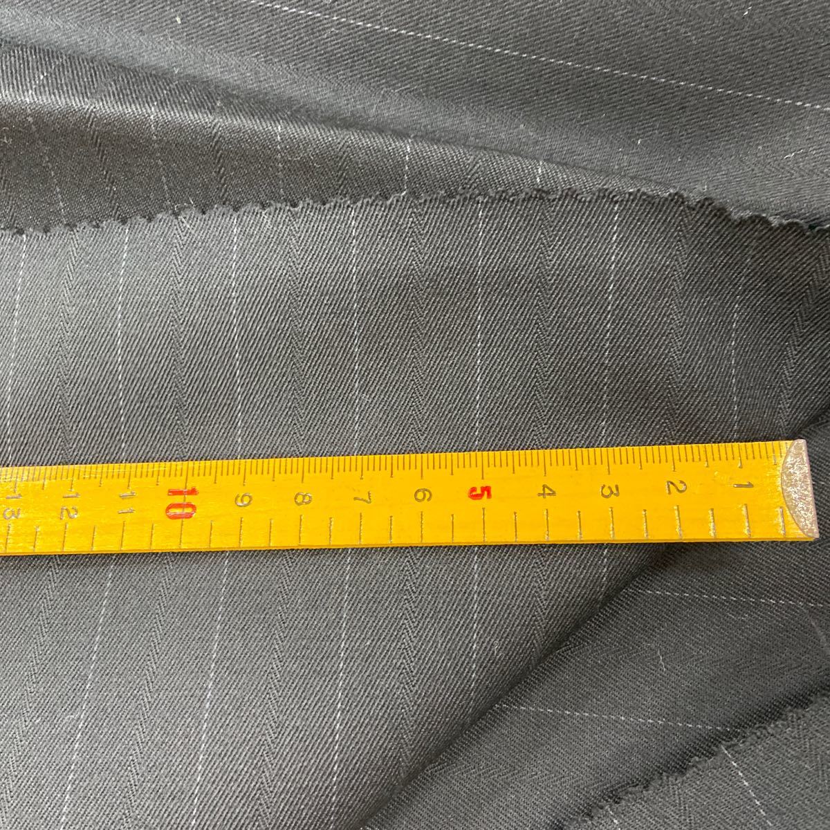 212-10【スーツ生地】 「Miyukitex 2.80m」wool 100% タグ付き ブランド生地 仕立て屋 紳士服 保管品 高級生地 未仕立て 格安の画像5